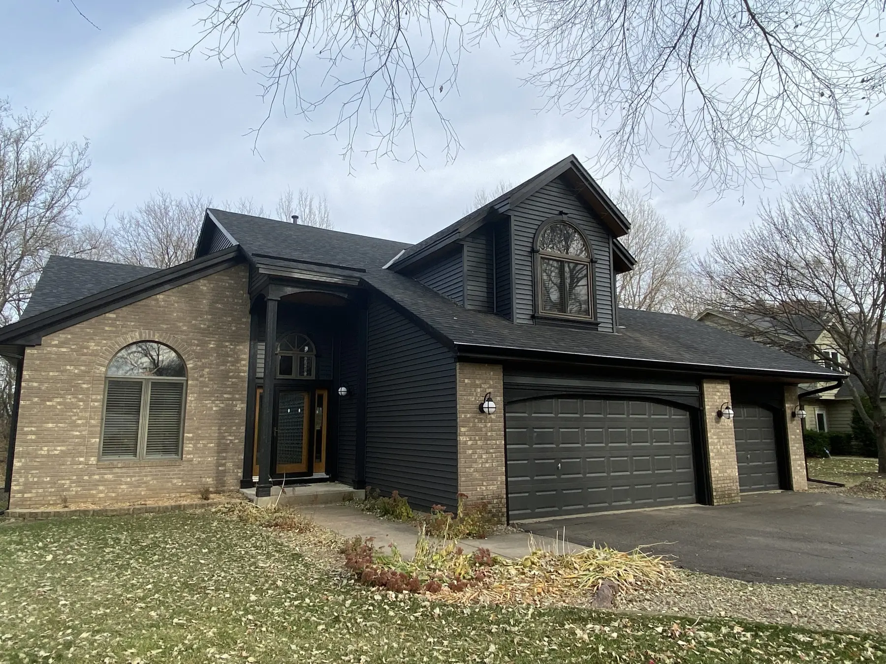 Solaris exterior contracting for Apple Valley, MN