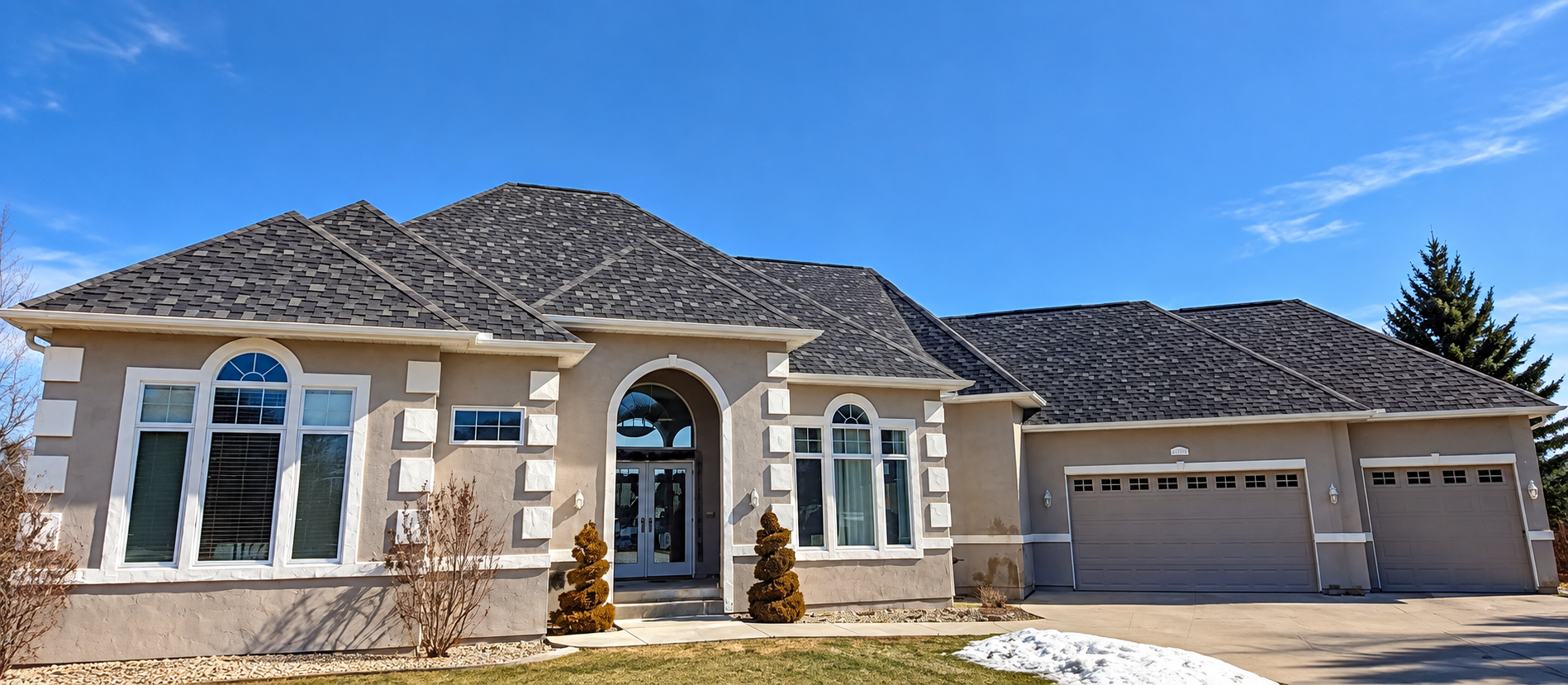 Completed Solaris asphalt-shingle roofing project on a Minnesota home