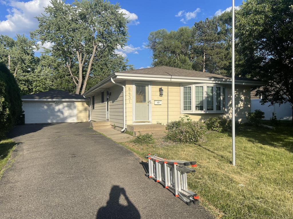 Roofing project completed by Solaris in Bloomington, MN